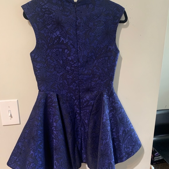 Party Dress - Picture 4 of 6